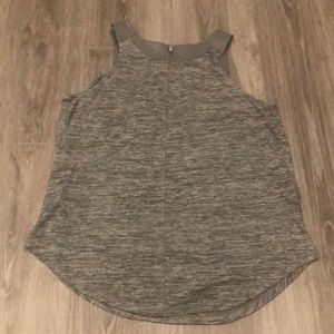 Woman’s Banana Republic tank top